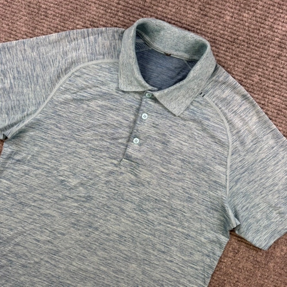 Lululemon Metal Vent Tech Polo Shirt Mens Medium Blue Space Dye Short‎ Sleeve
